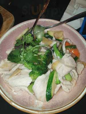 Highland Court Bar And Bistro