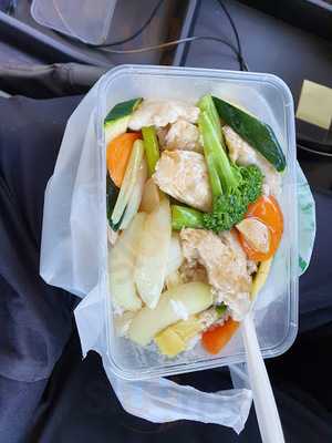 Highland Court Bar And Bistro