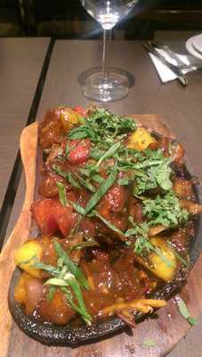 Hum Tum Indian Restaurant