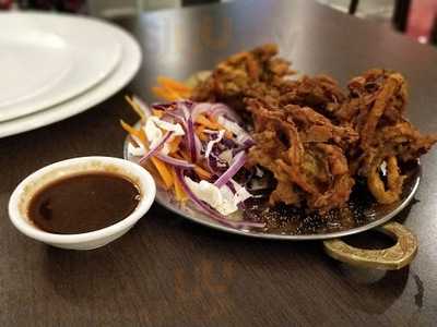 Hum Tum Indian Restaurant