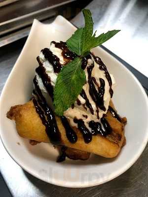 Imm Aroy Thai Restaurant