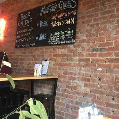 Macho Macho Cafe & Bar