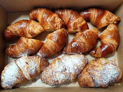 Vietnaus Bakery Cafe