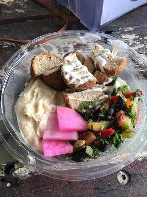 Charlie's Raw Squeeze Clayfield