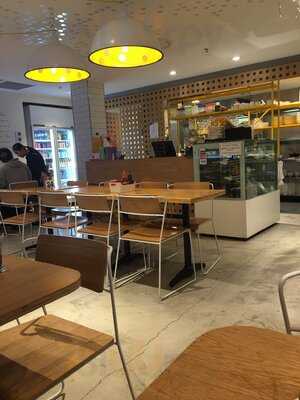 Pho Ha Long Restaurant