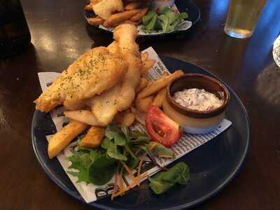 Briny Restaurant & Bar