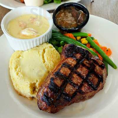 Stafford Beach House Bar & Grill