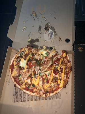 Crust Gourmet Pizza Bar