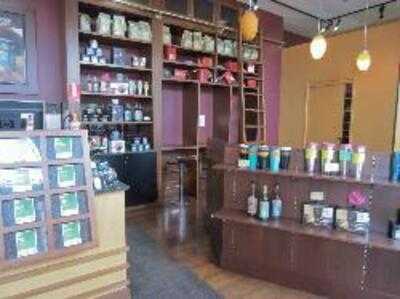 Gloria Jeans West End