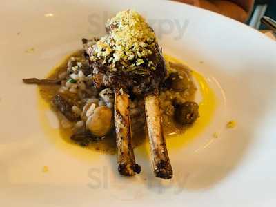 Toscani's Cafe Bar & Restaurant