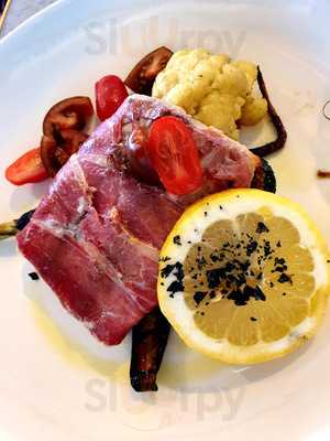 Toscani's Cafe Bar & Restaurant