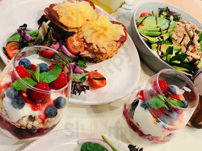 The Simple Life Cafe