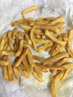 Jumbo's Shark And Tatie