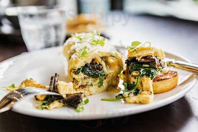 Victoria's Restaurant