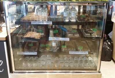 Charlie's Raw Squeeze Newstead