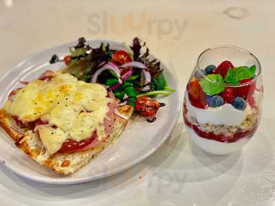 The Simple Life Cafe