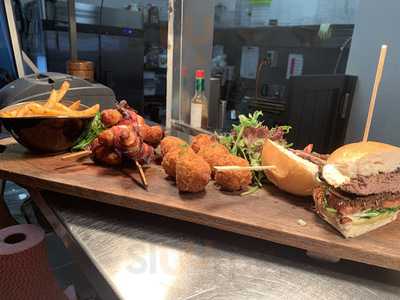 Salt Dining And Lounge Bar