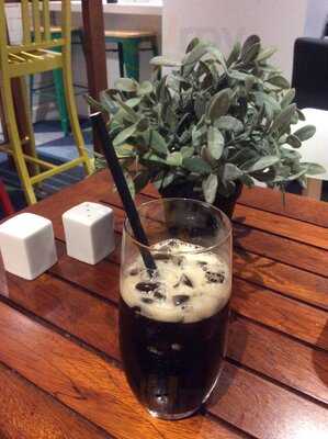 The Social Restaurant And Bar