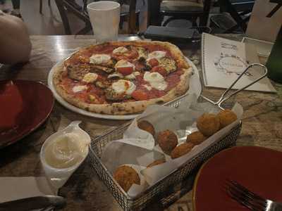 La Cena Mediterranean