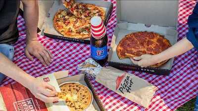 Pizza Hut Warner