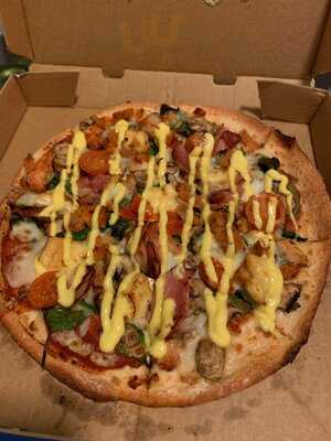 Domino's Pizza-new Farm