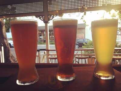 The Long Road Bar & Eatery