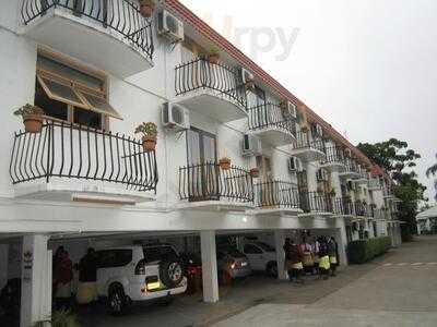 Airport Hacienda Motel