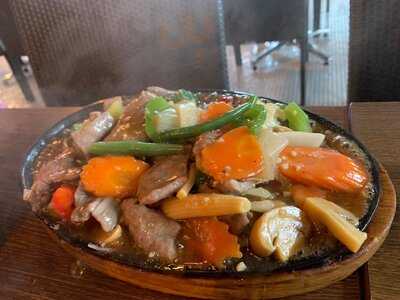 Mr Hong Modern Asian Restaurant