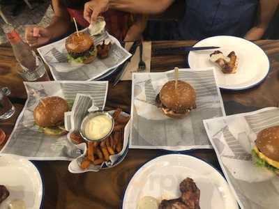 Ribs & Burgers Bulimba