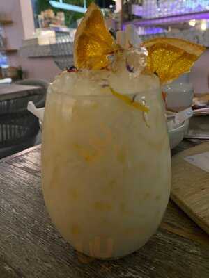 Comuna Cantina Everton Park