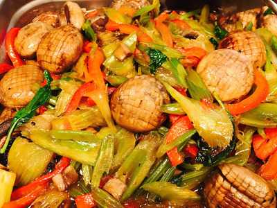 Juice And Sushi Wonderland