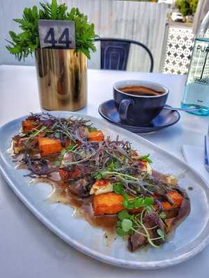 Mango Tree West End Brisbane