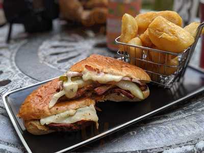 Corner Cafe & Takeway