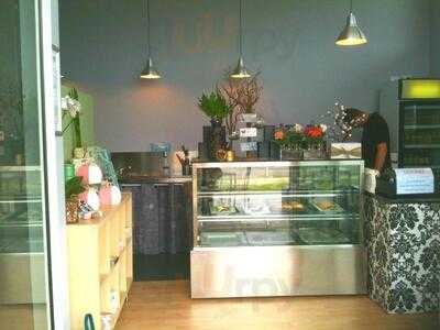 Flowerfusion - Florist Cafe