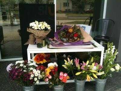 Flowerfusion - Florist Cafe