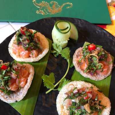 Jumbo Thai Restaurant And Bar