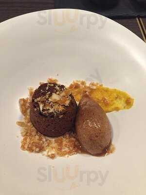 Essen Cafe & Restaurant