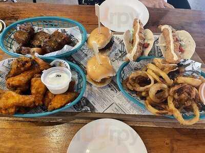 4 Hearts Brewing Pumpyard Bar And Brewery