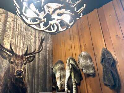 Hunter & Barrel Ringwood