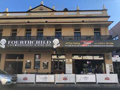 Fourthchild Cafe Restaurant & Lounge Bar