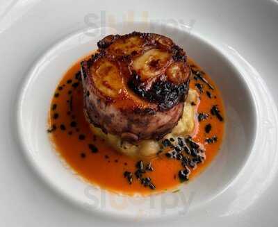 Riverbank Estate Winery