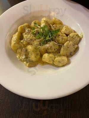 Santini Pizza E Cucina