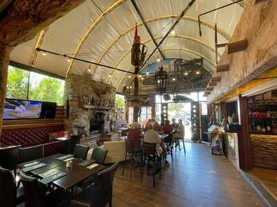 Naked Racer Bar Cafe