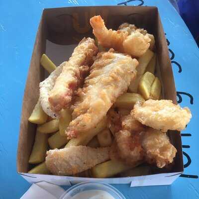 Geelong Boat House Fish And Chips