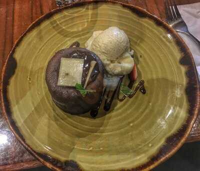 D To D Cafe Restaurant