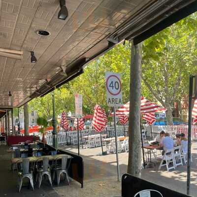 Grill'd Healthy Burgers