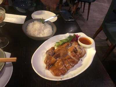 Lazy Susans Eating House