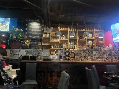 Lazy Susans Eating House