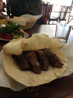 El-manara Lebanese Restaurant