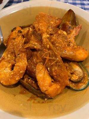 Manoli's Greek Taverna